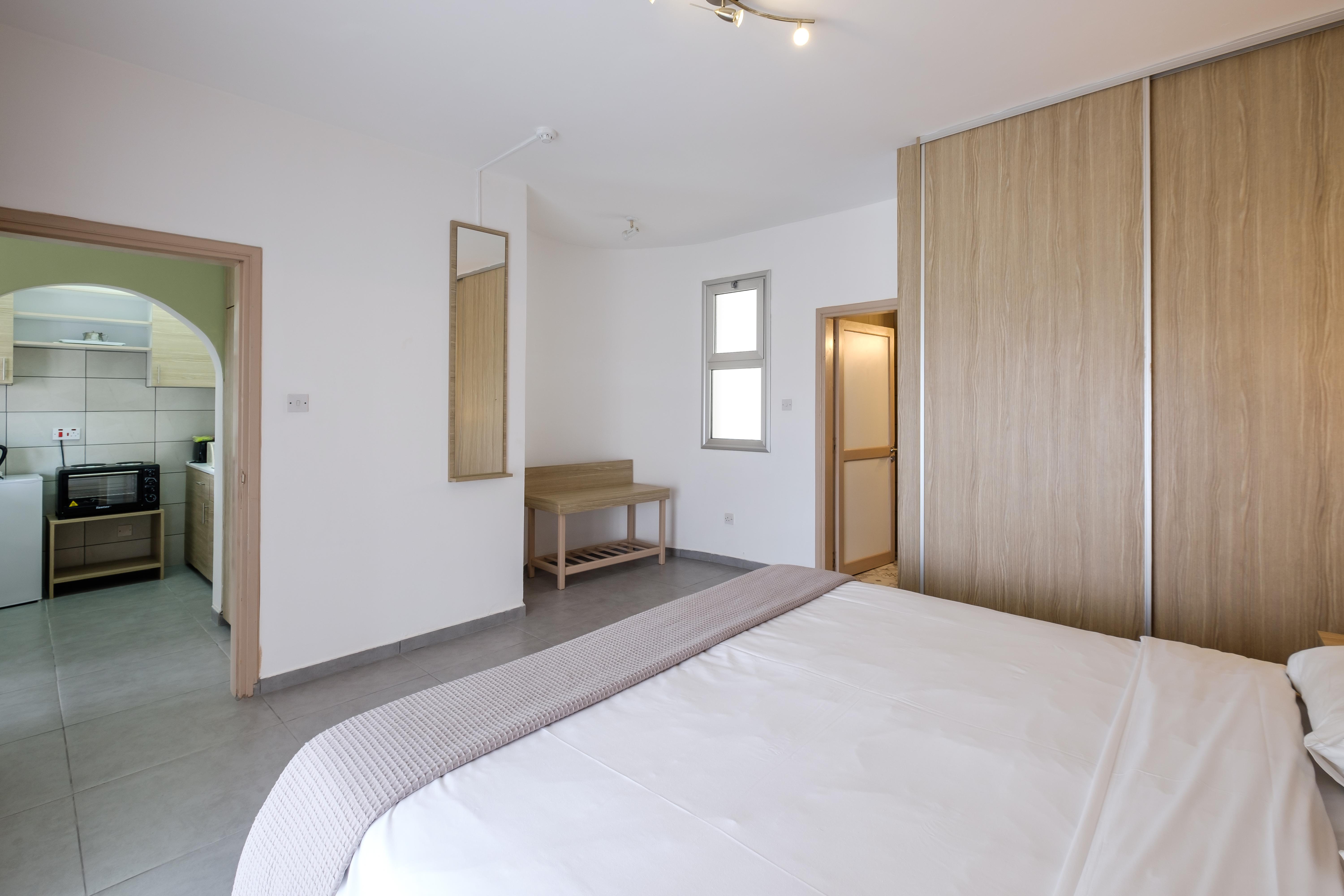 Pandream Hotel Apartments Paphos Exteriör bild