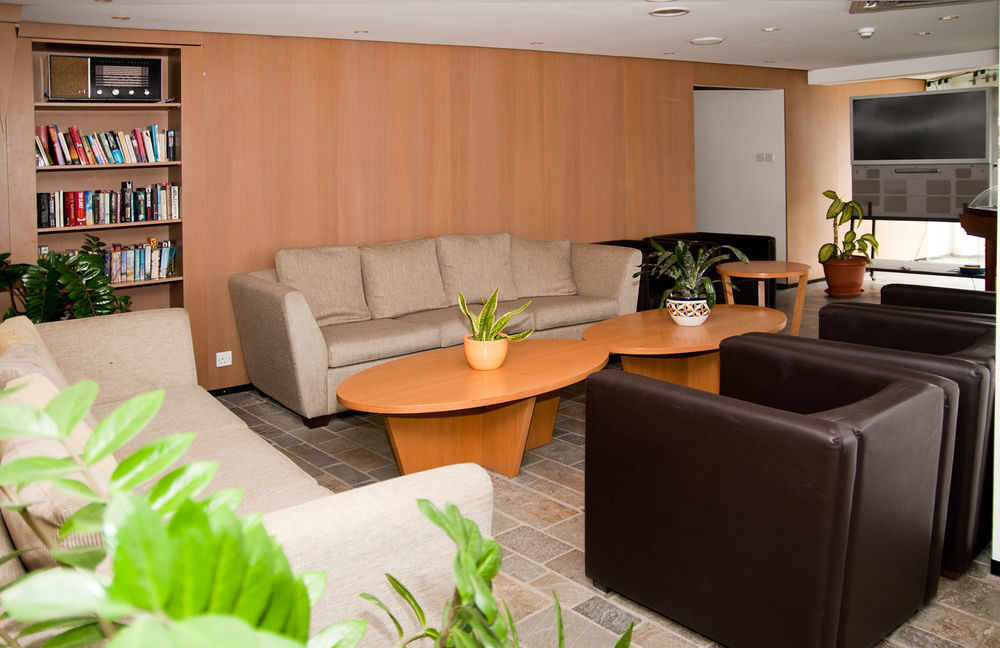 Pandream Hotel Apartments Paphos Exteriör bild