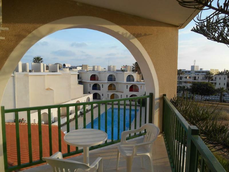 Pandream Hotel Apartments Paphos Exteriör bild