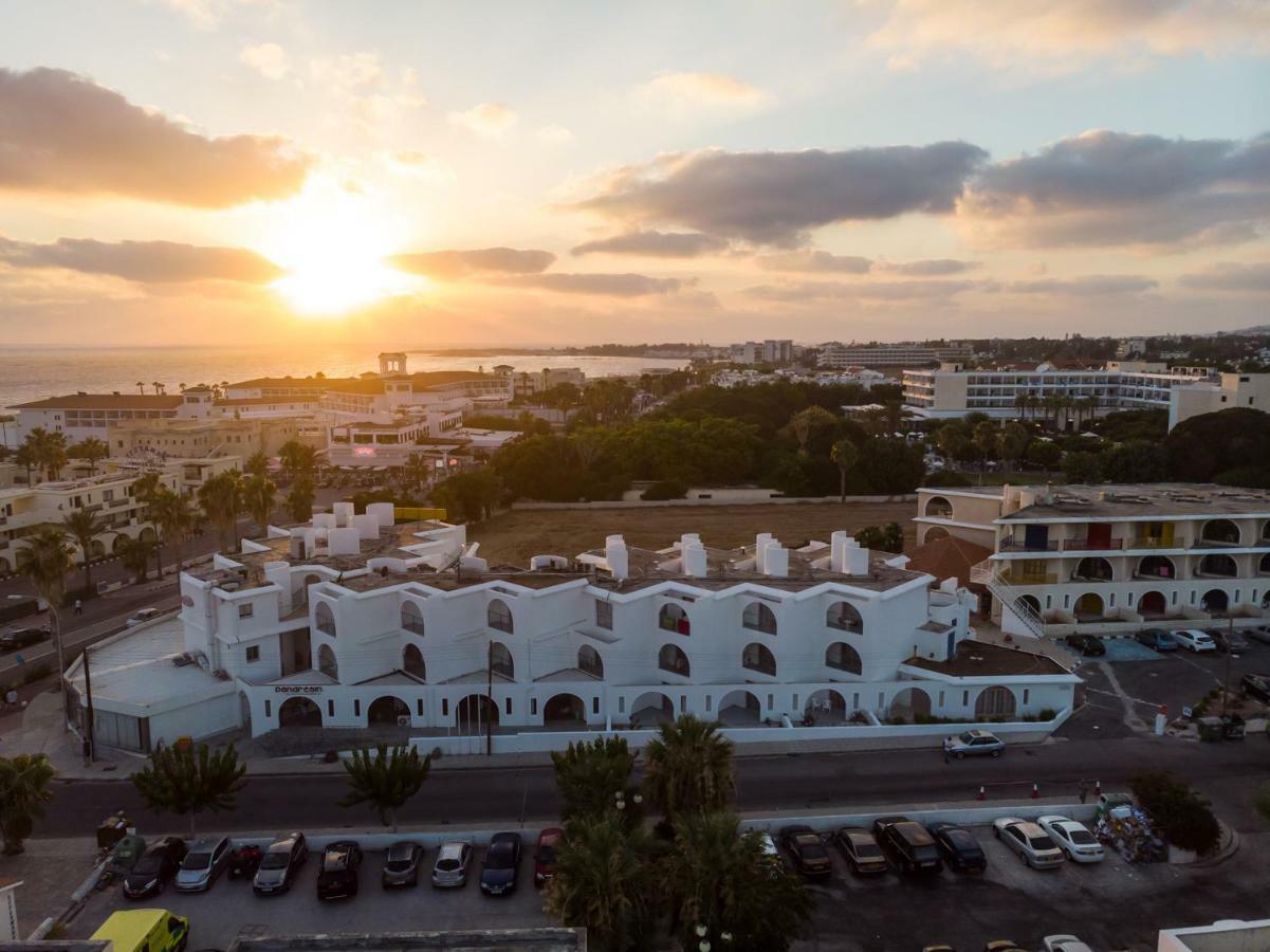 Pandream Hotel Apartments Paphos Exteriör bild
